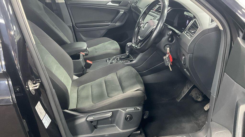 Used Volkswagen Tiguan 2016 for sale - 76926498: Photo 12