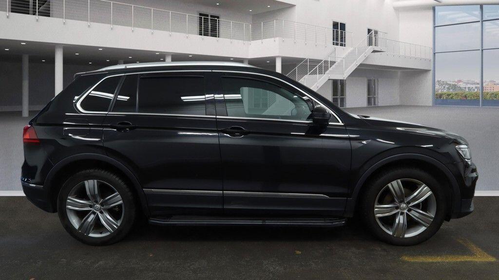 Used Volkswagen Tiguan 2016 for sale - 76926498: Photo 8