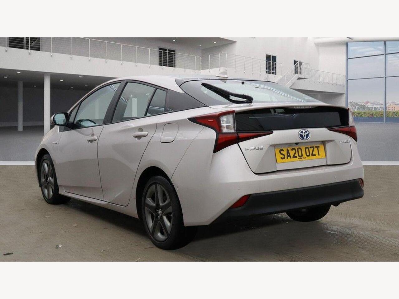 Used Toyota Prius 2020 for sale - 77743924: Photo 12