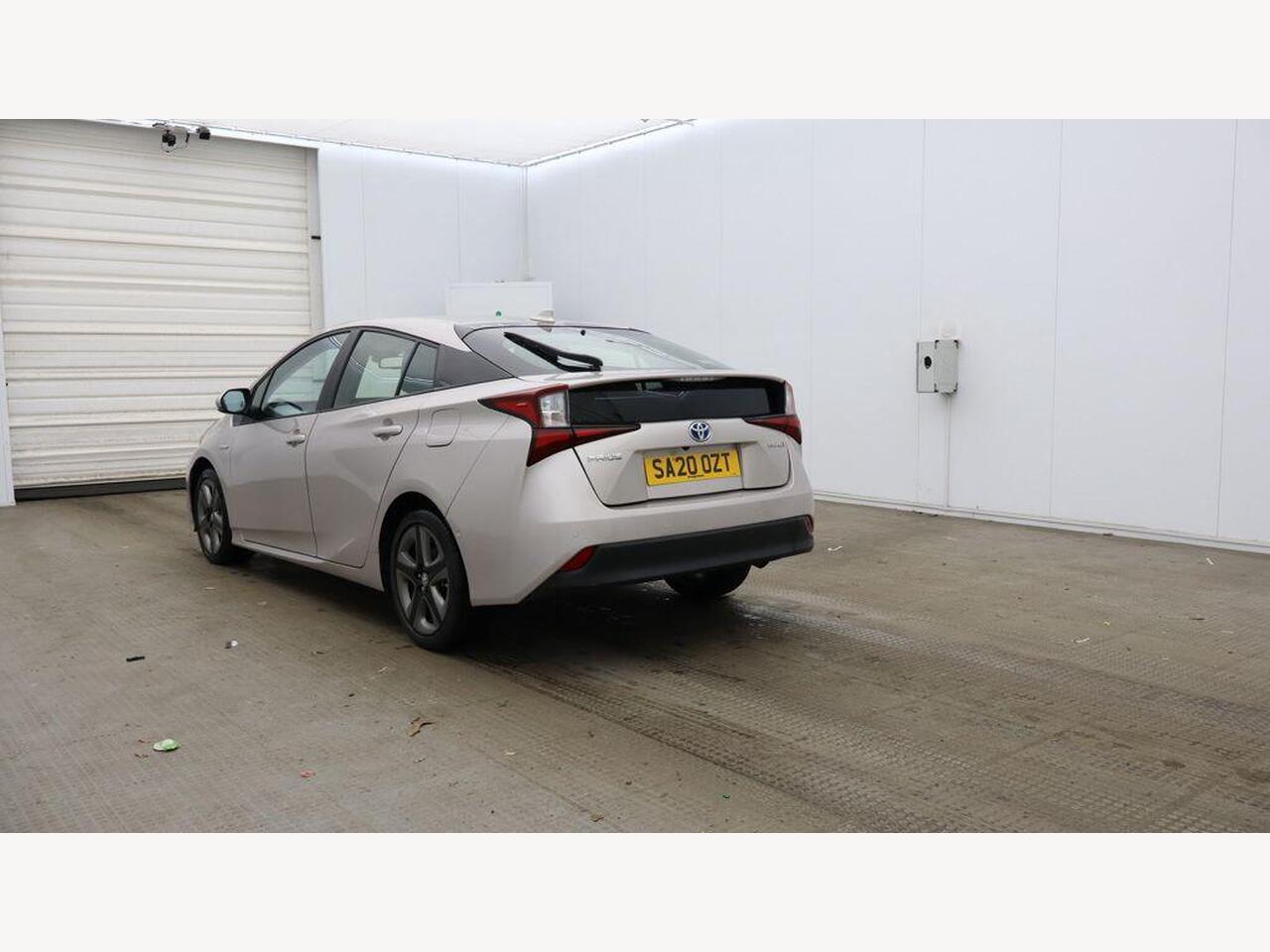 Used Toyota Prius 2020 for sale - 77743924: Photo 3