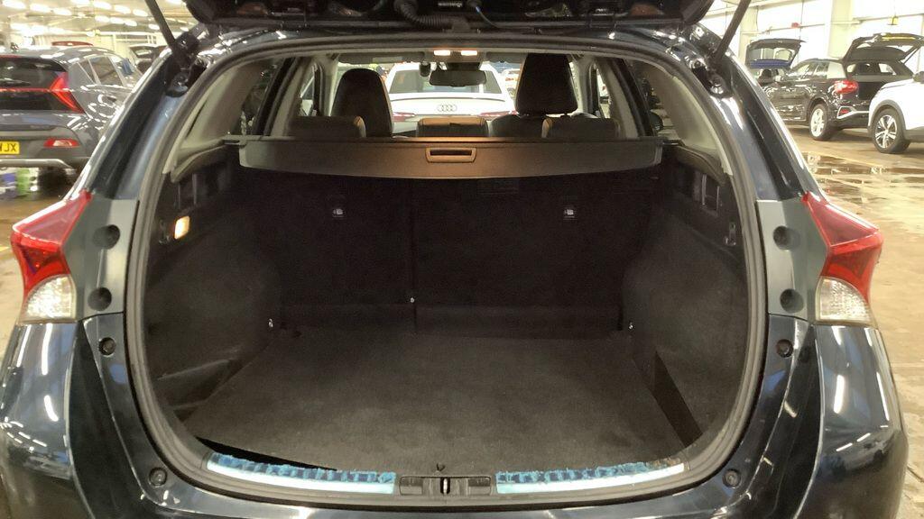 Used Toyota Auris 2017 for sale - 77278575: Photo 28