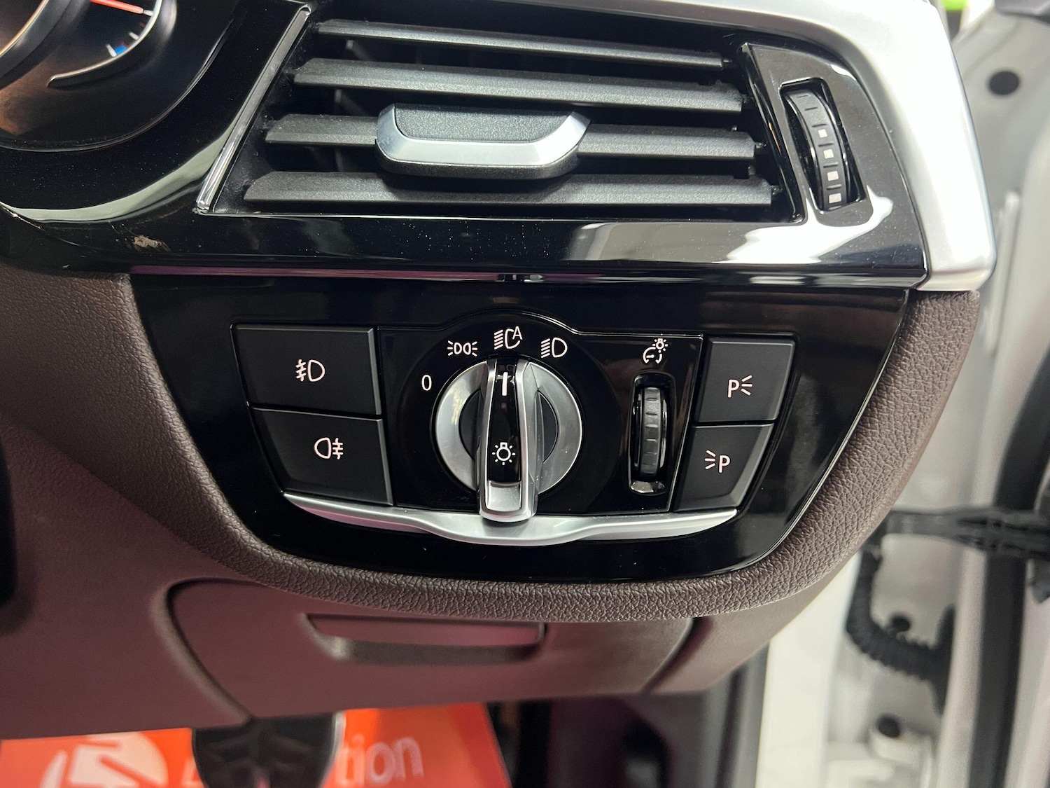 Used BMW 5 Series 2017 for sale - 76898231: Photo 30