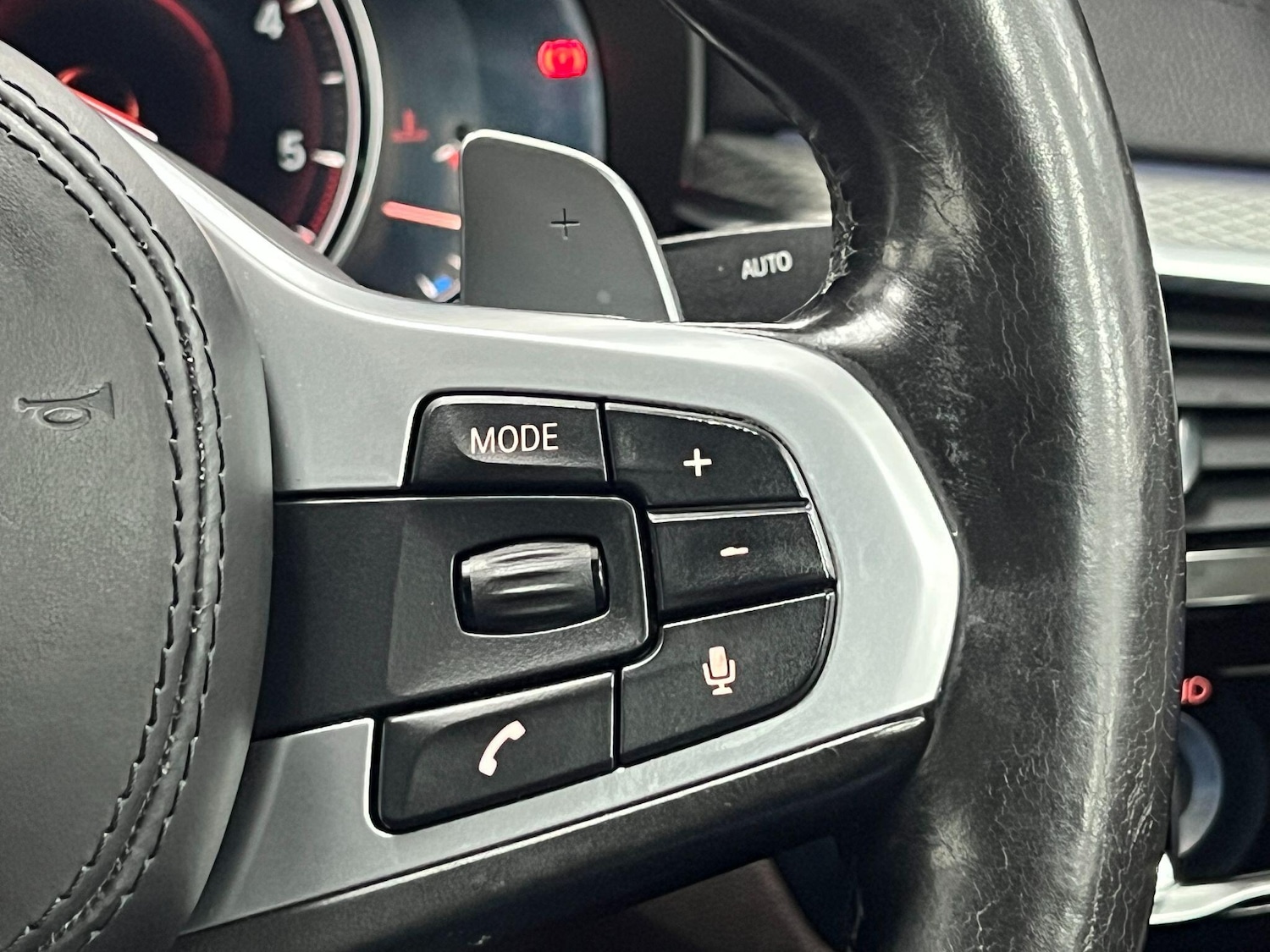 Used BMW 5 Series 2017 for sale - 76898231: Photo 33