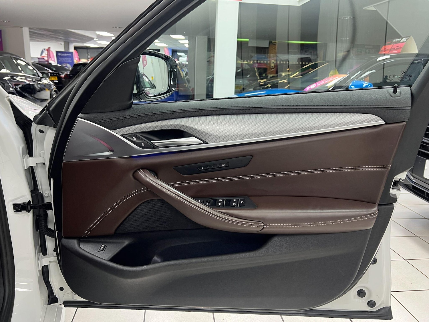 Used BMW 5 Series 2017 for sale - 76898231: Photo 40