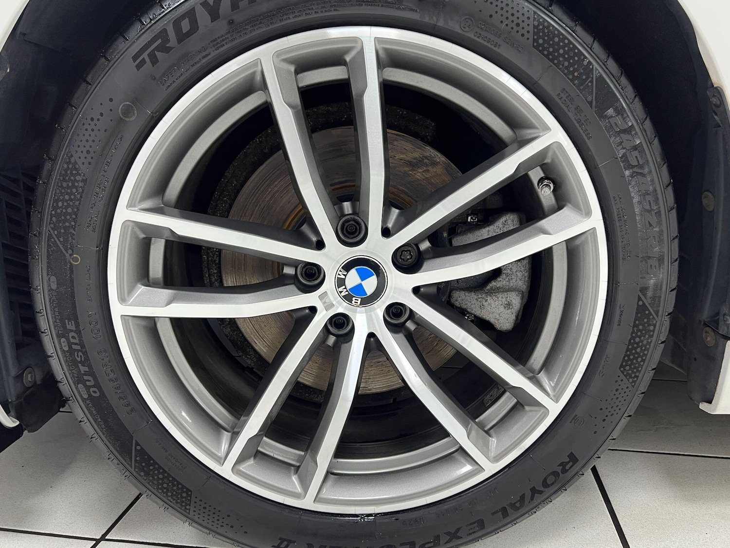 Used BMW 5 Series 2017 for sale - 76898231: Photo 42