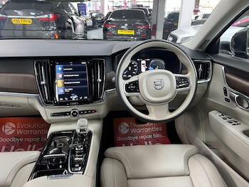 Used Volvo S90 2021 for sale - 76898286: Photo