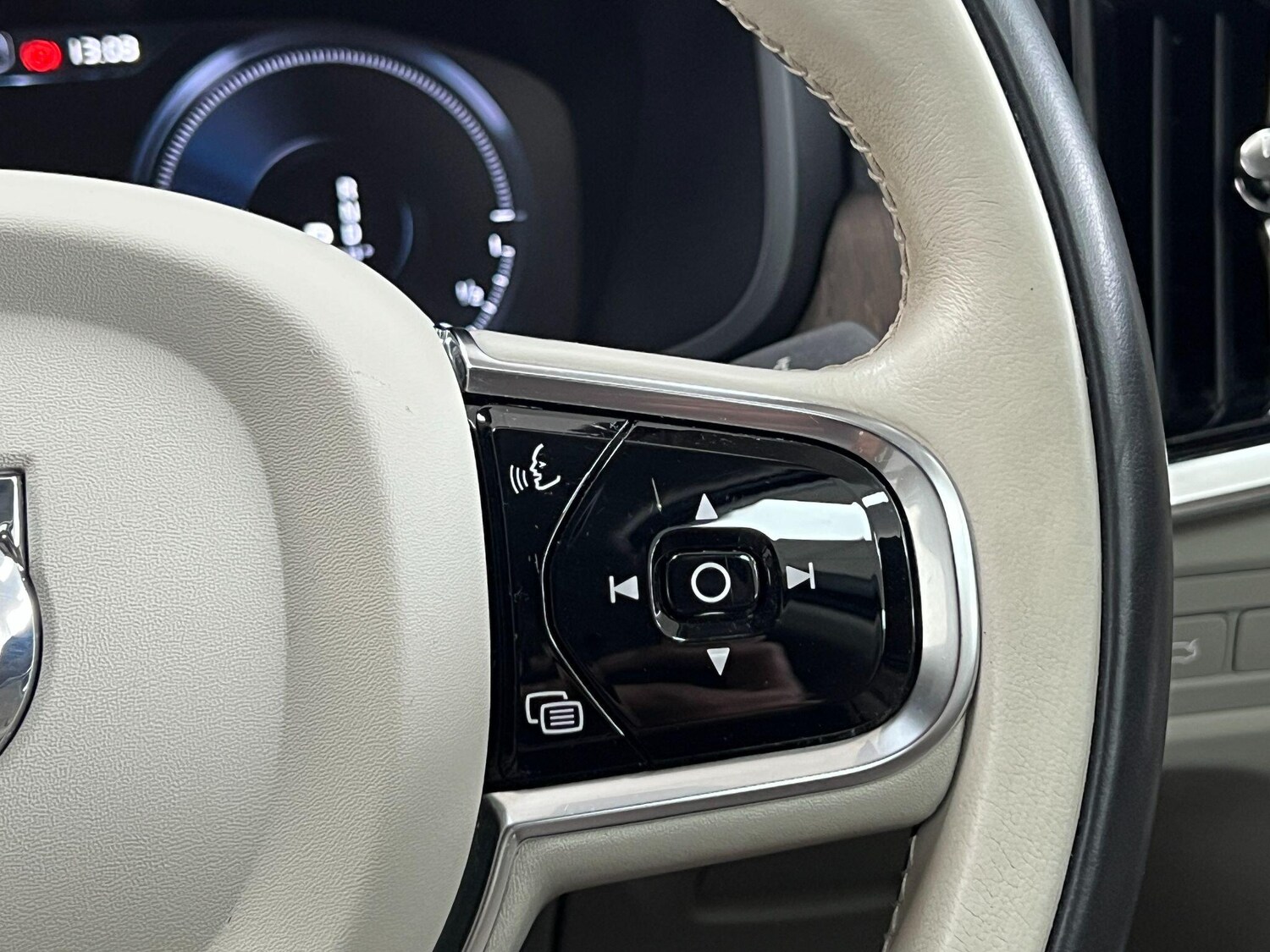 Used Volvo S90 2021 for sale - 76898286: Photo 33