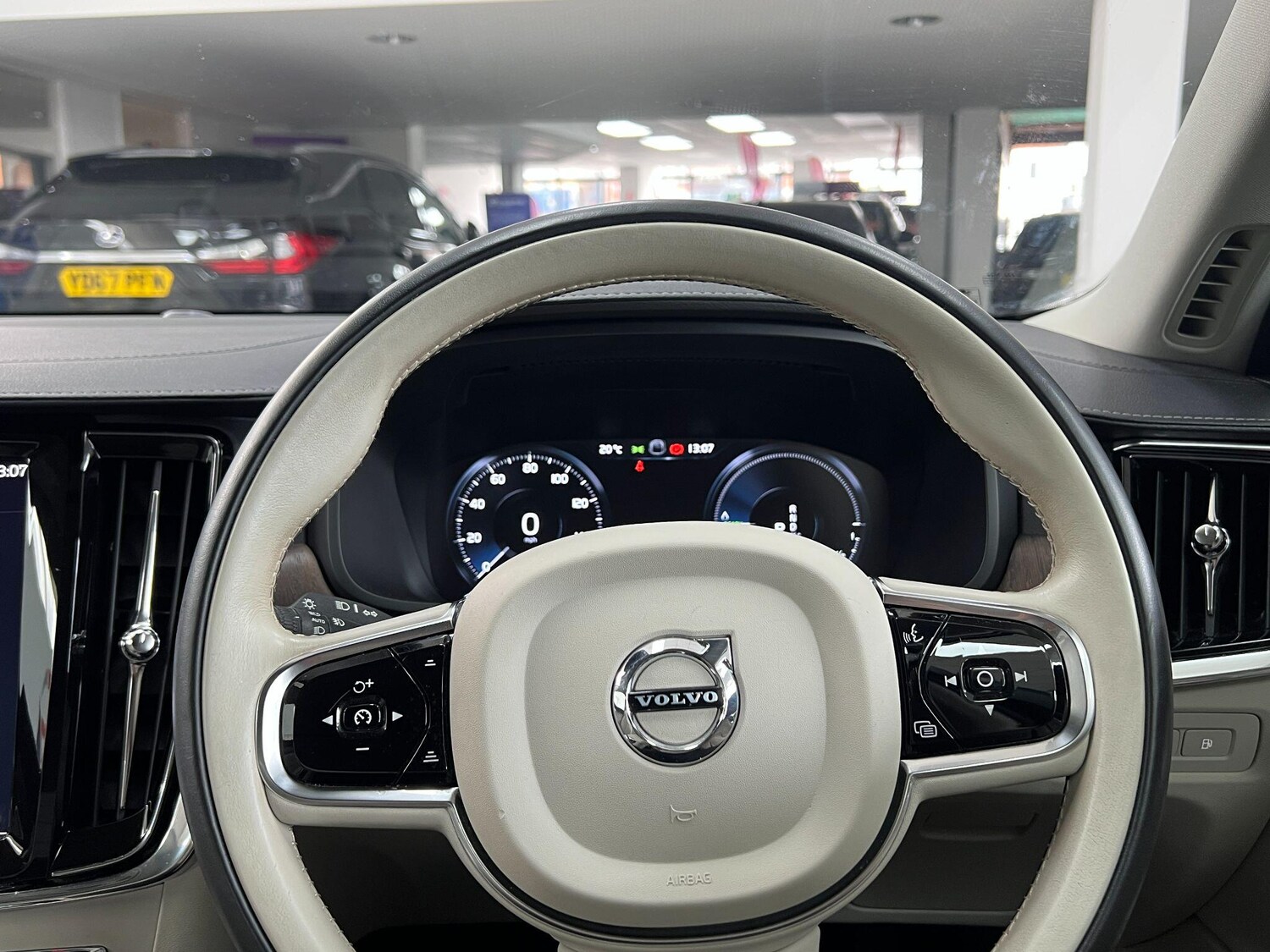 Used Volvo S90 2021 for sale - 76898286: Photo 83