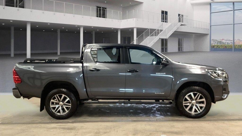 Used Toyota Hilux 2019 for sale - 77625352: Photo 9
