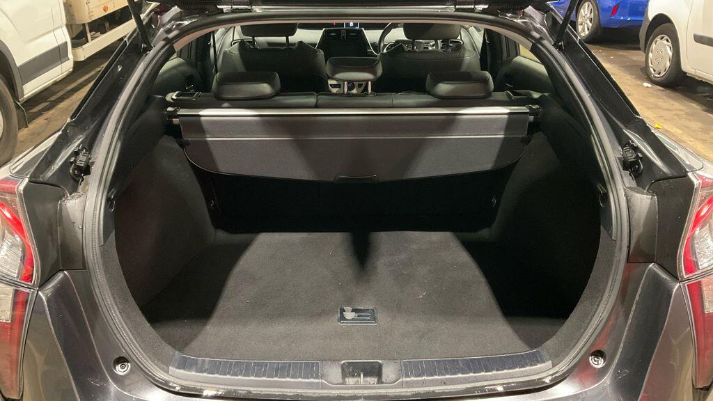 Used Toyota Prius 2019 for sale - 77330711: Photo 24