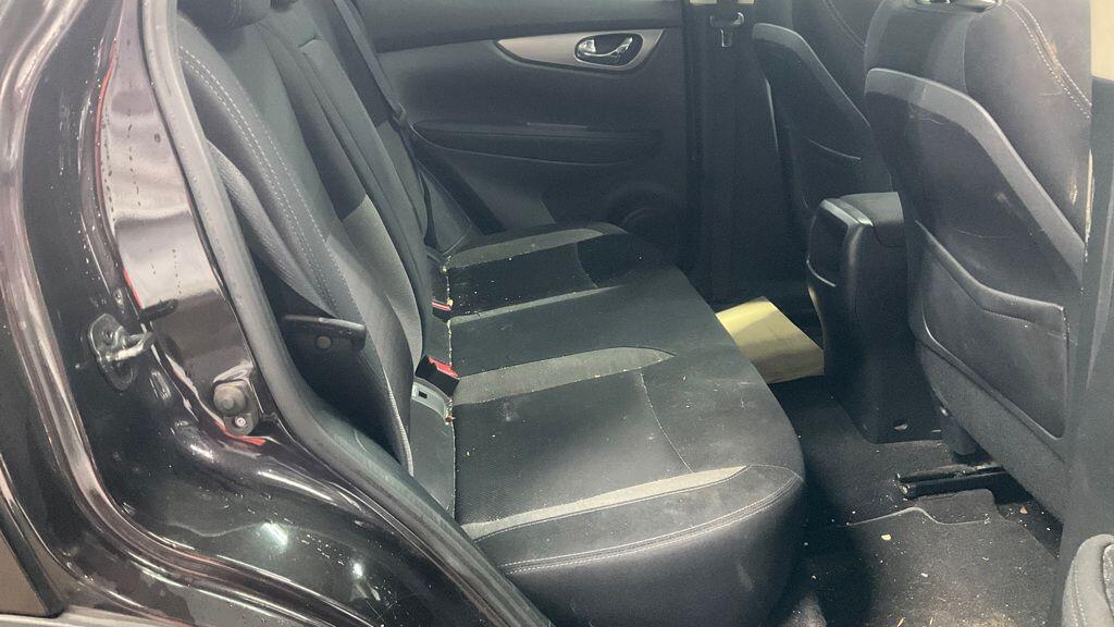 Used Nissan Qashqai 2017 for sale - 77387685: Photo 15