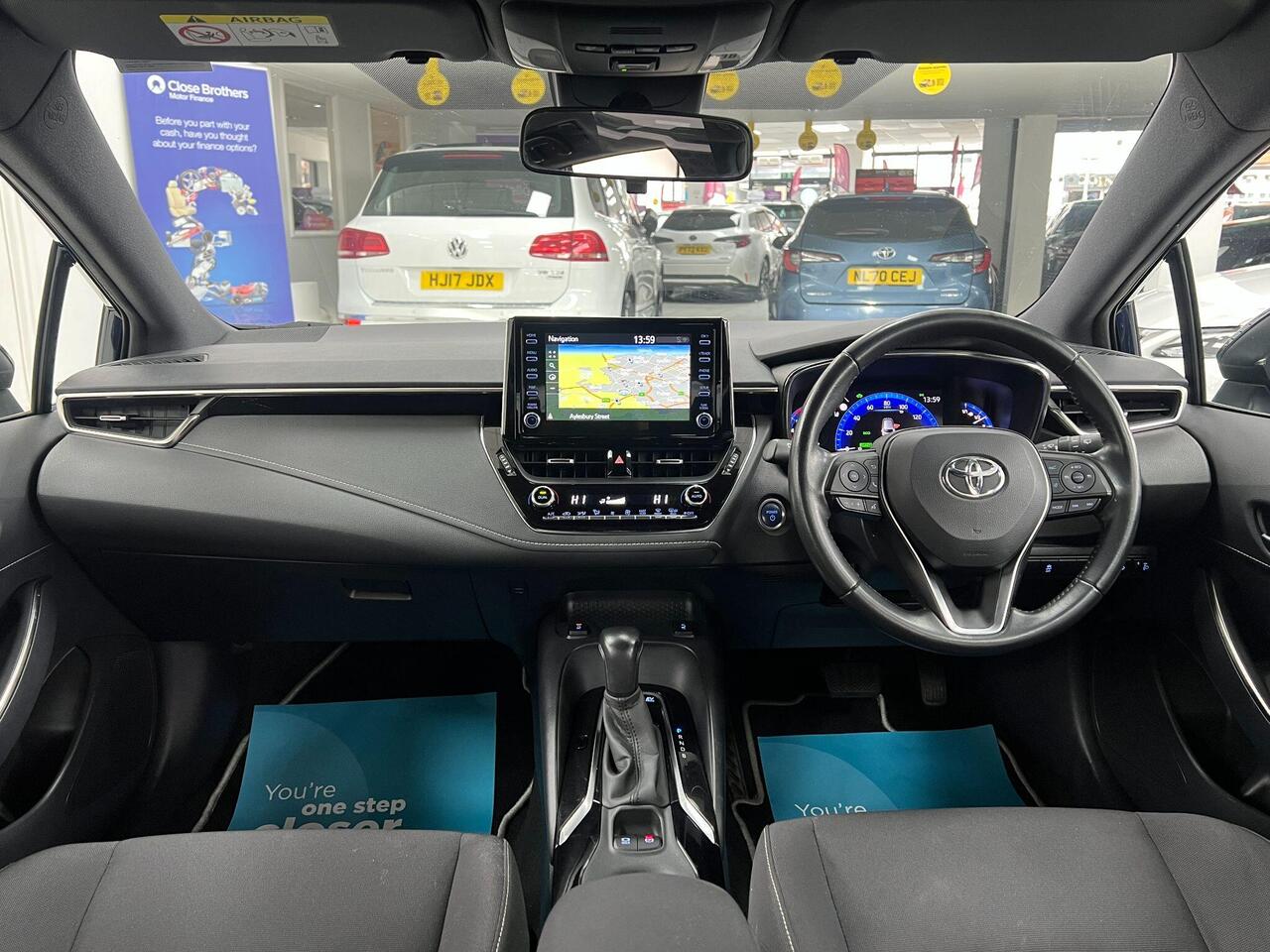 Used Toyota Corolla 2021 for sale - 77743932: Photo 2