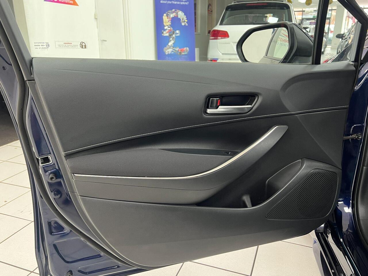 Used Toyota Corolla 2021 for sale - 77743932: Photo 29