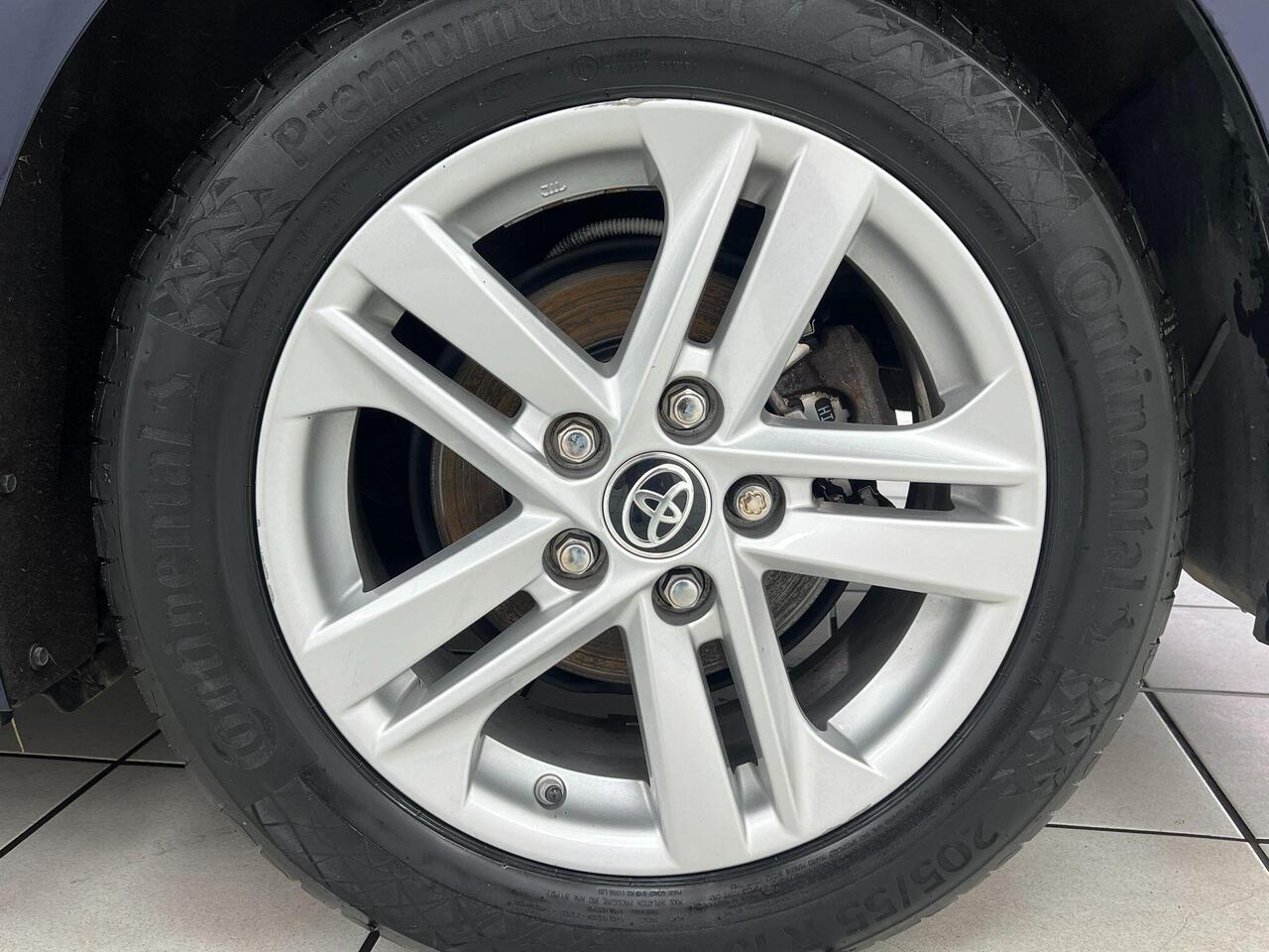 Used Toyota Corolla 2021 for sale - 77743932: Photo 35