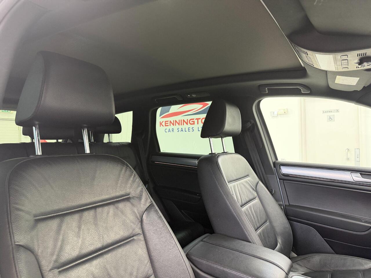 Used Volkswagen Touareg 2017 for sale - 77743881: Photo 20