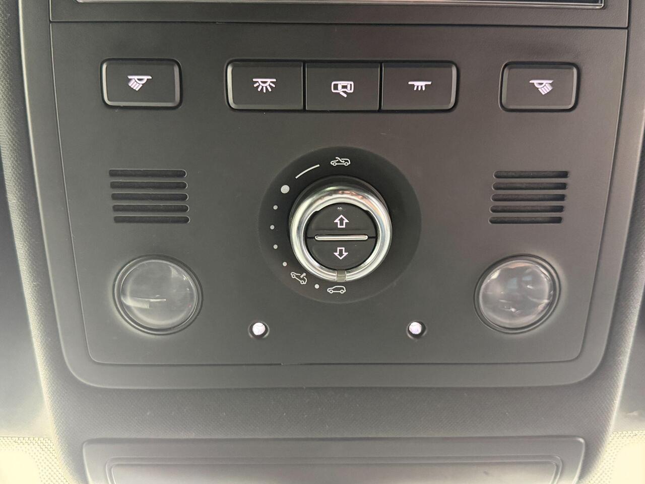 Used Volkswagen Touareg 2017 for sale - 77743881: Photo 37