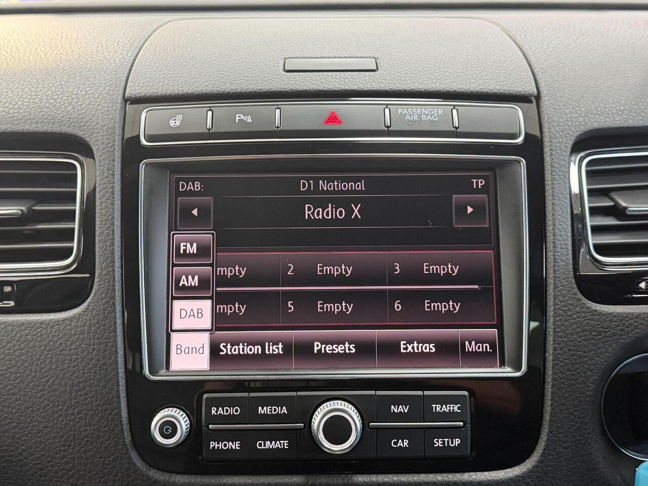 Used Volkswagen Touareg 2017 for sale - 77743881: Photo 47