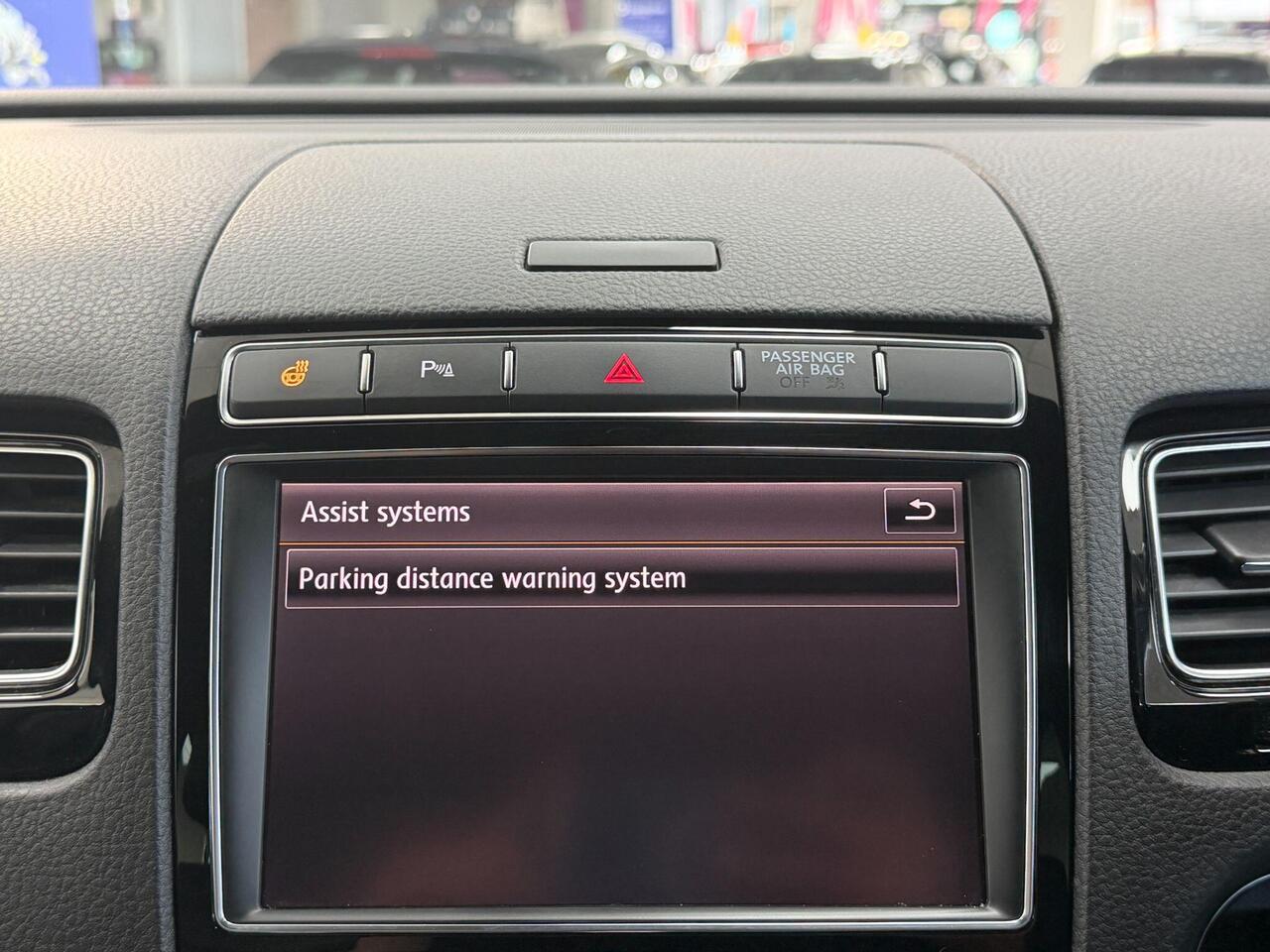 Used Volkswagen Touareg 2017 for sale - 77743881: Photo 52