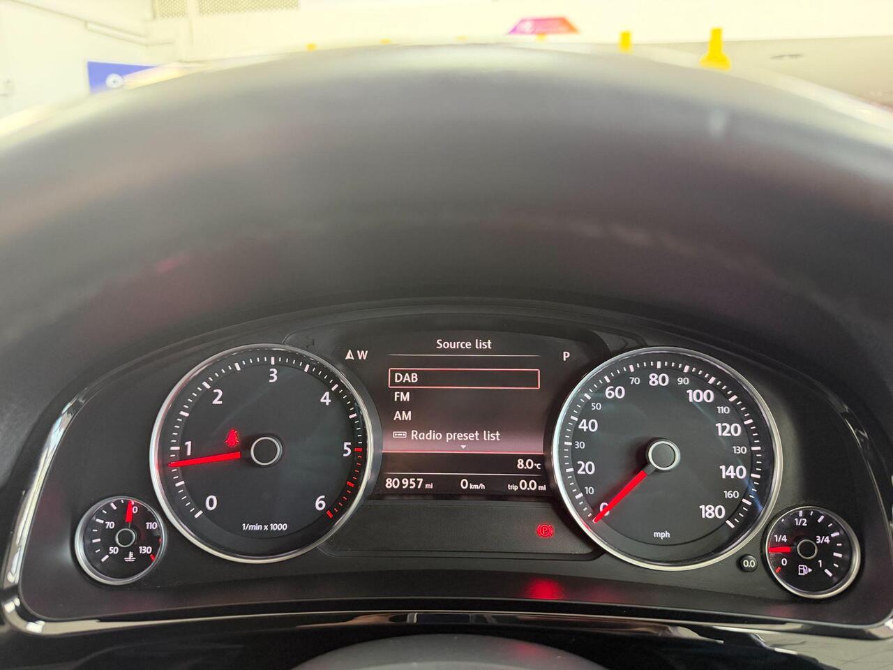 Used Volkswagen Touareg 2017 for sale - 77743881: Photo 60