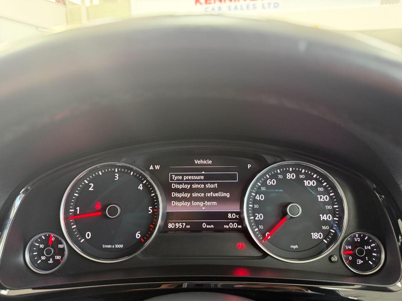 Used Volkswagen Touareg 2017 for sale - 77743881: Photo 61