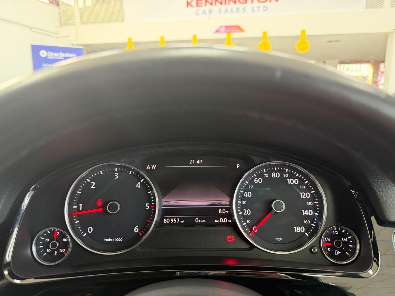 Used Volkswagen Touareg 2017 for sale - 77743881: Photo 64