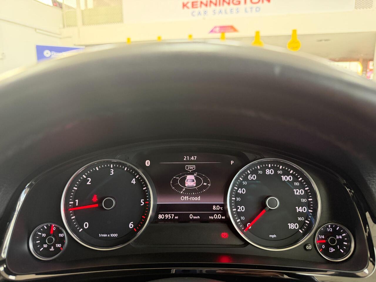 Used Volkswagen Touareg 2017 for sale - 77743881: Photo 65