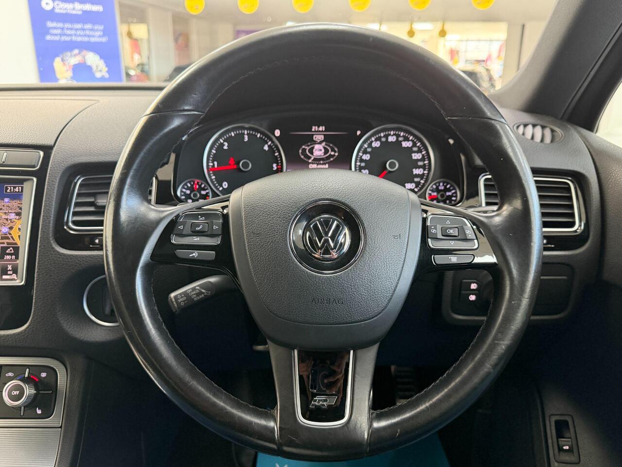 Used Volkswagen Touareg 2017 for sale - 77743881: Photo 69