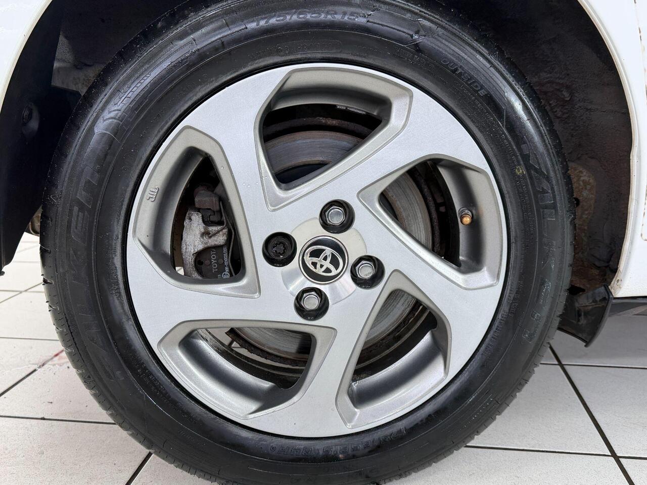 Used Toyota Yaris 2016 for sale - 77884281: Photo 37