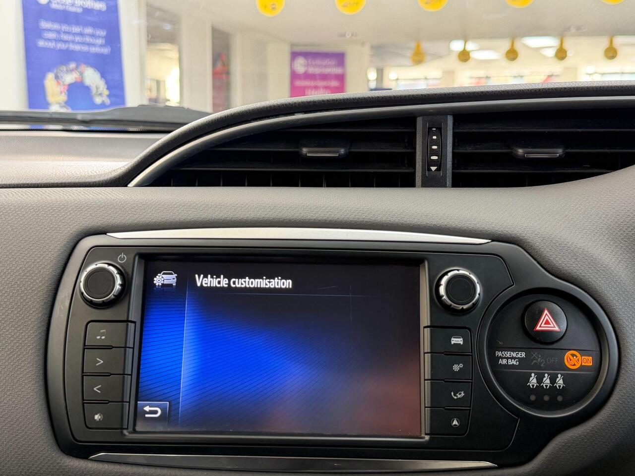 Used Toyota Yaris 2016 for sale - 77884281: Photo 51