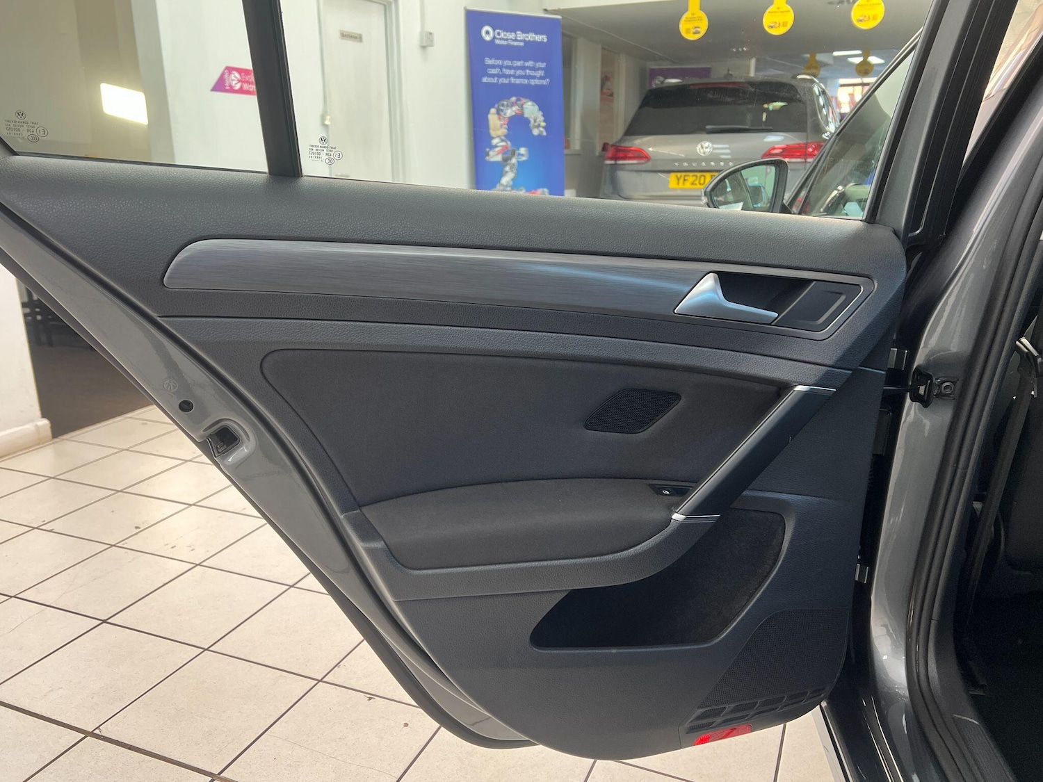 Used Volkswagen Golf 2017 for sale - 77564648: Photo 16