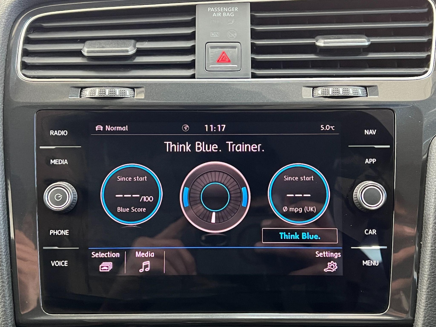 Used Volkswagen Golf 2017 for sale - 77564648: Photo 46