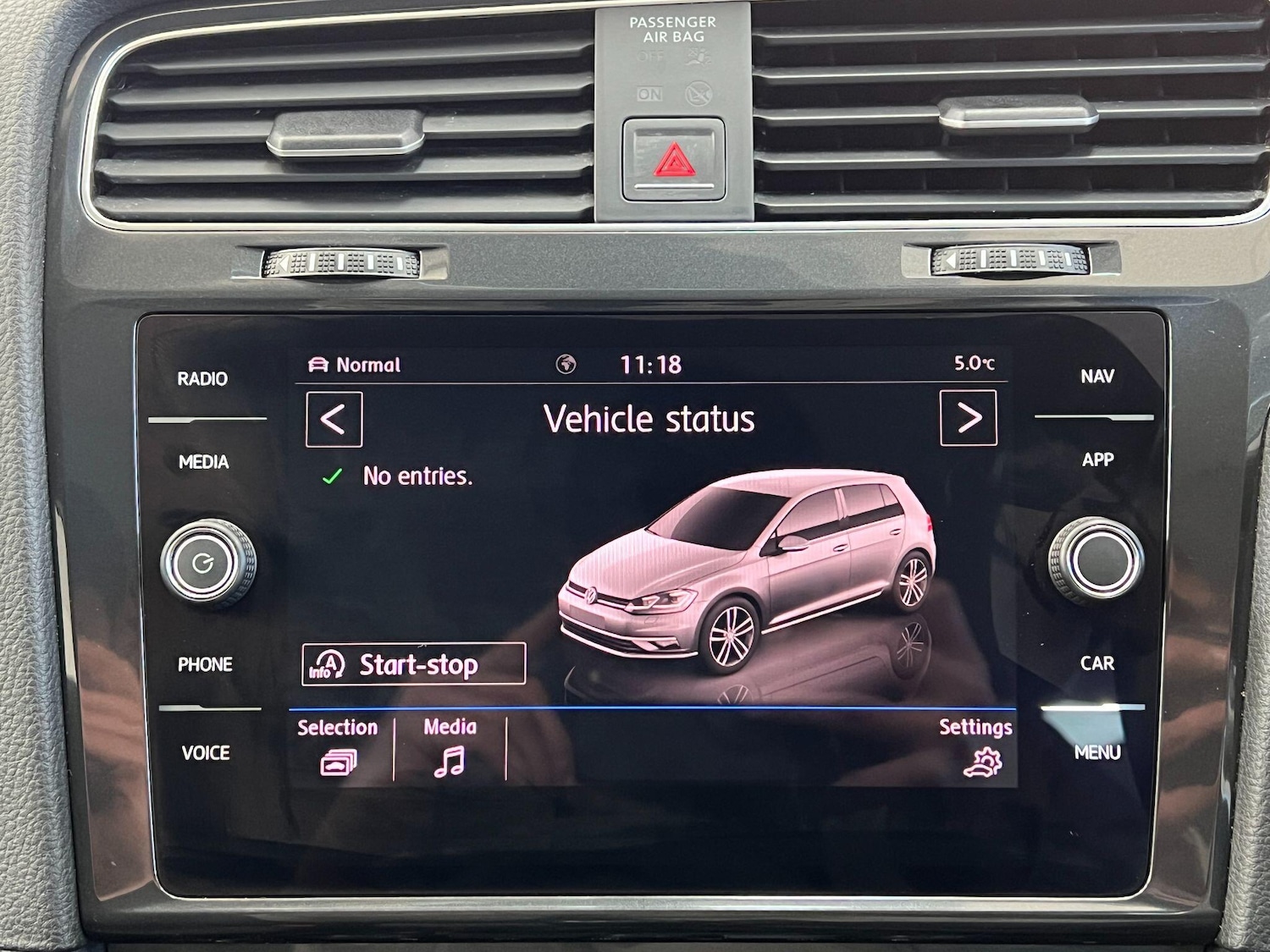 Used Volkswagen Golf 2017 for sale - 77564648: Photo 49