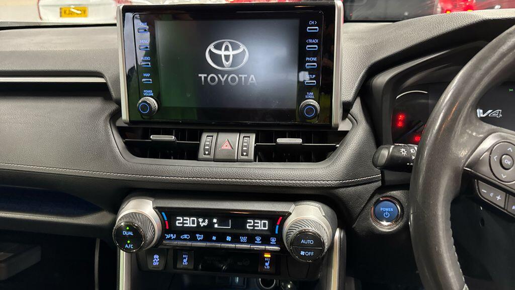 Used Toyota RAV4 for sale - 77456392: Photo 17