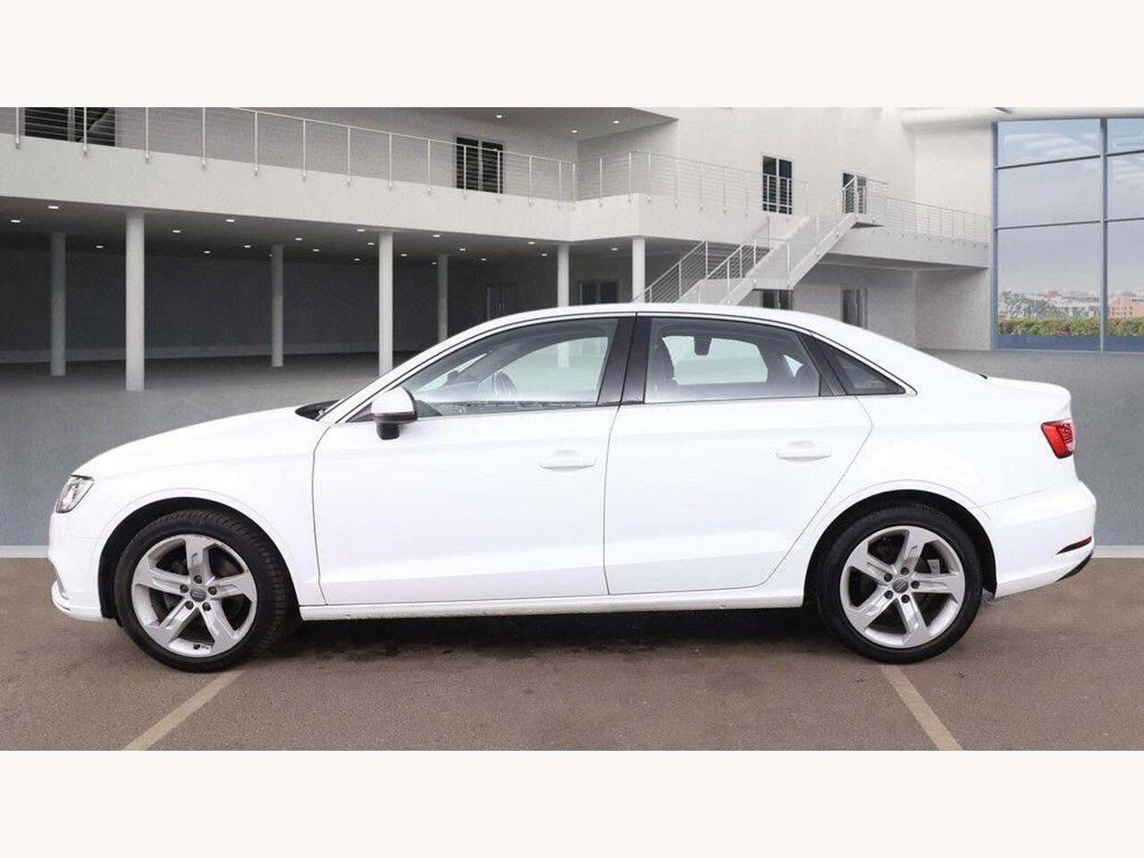 Used Audi A3 2018 for sale - 77743874: Photo 4