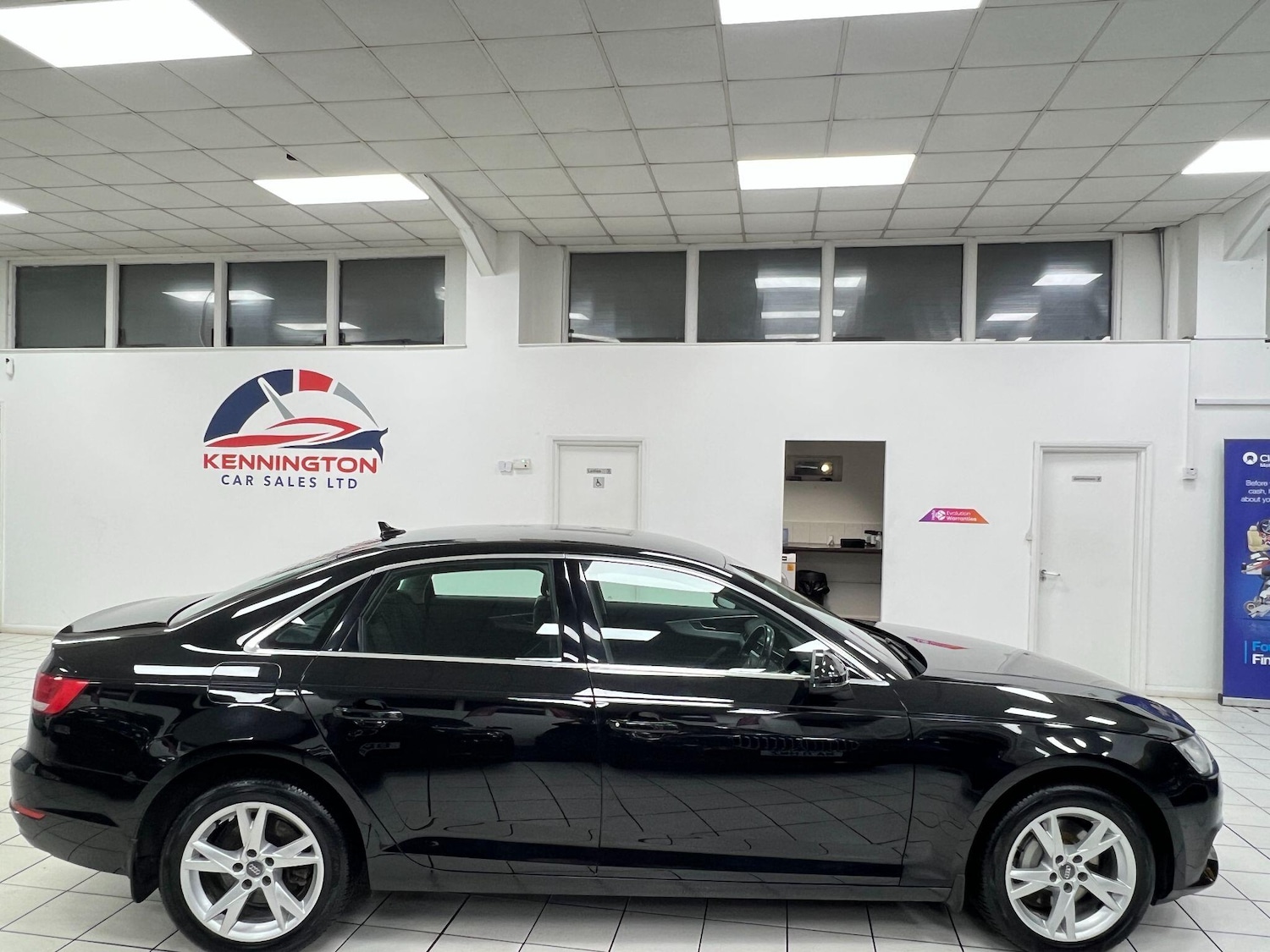 Used Audi A4 2017 for sale - 76898346: Photo 15