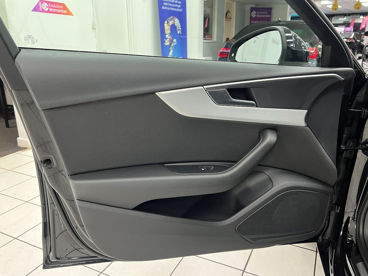 Used Audi A4 2017 for sale - 76898346: Photo 29