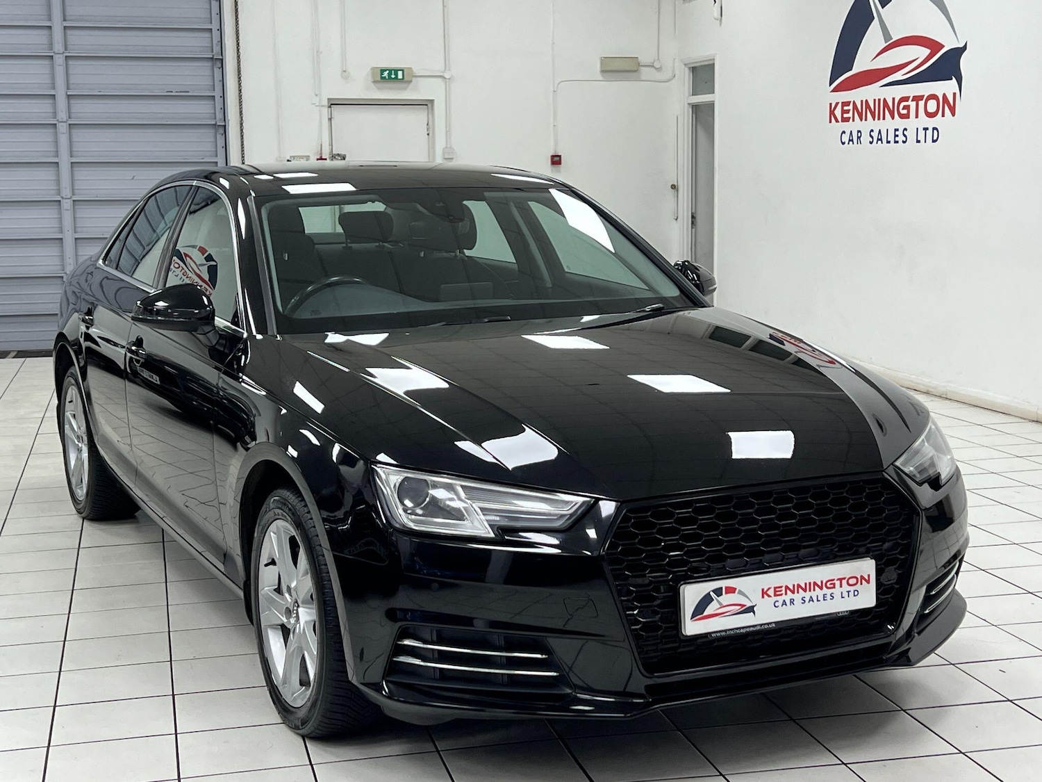 Used Audi A4 2017 for sale - 76898346: Photo 9