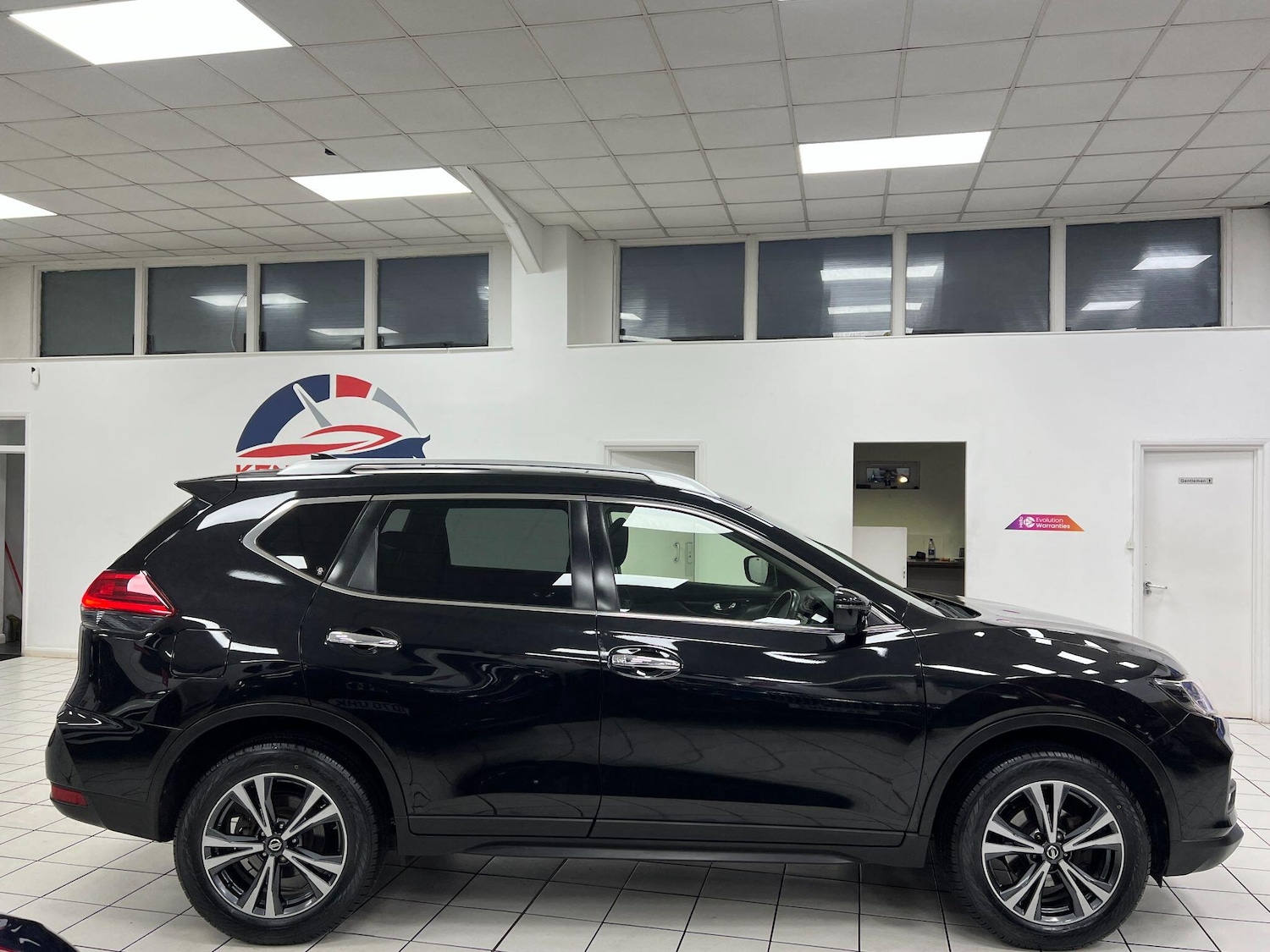 Used Nissan X-Trail 2018 for sale - 77559132: Photo 14