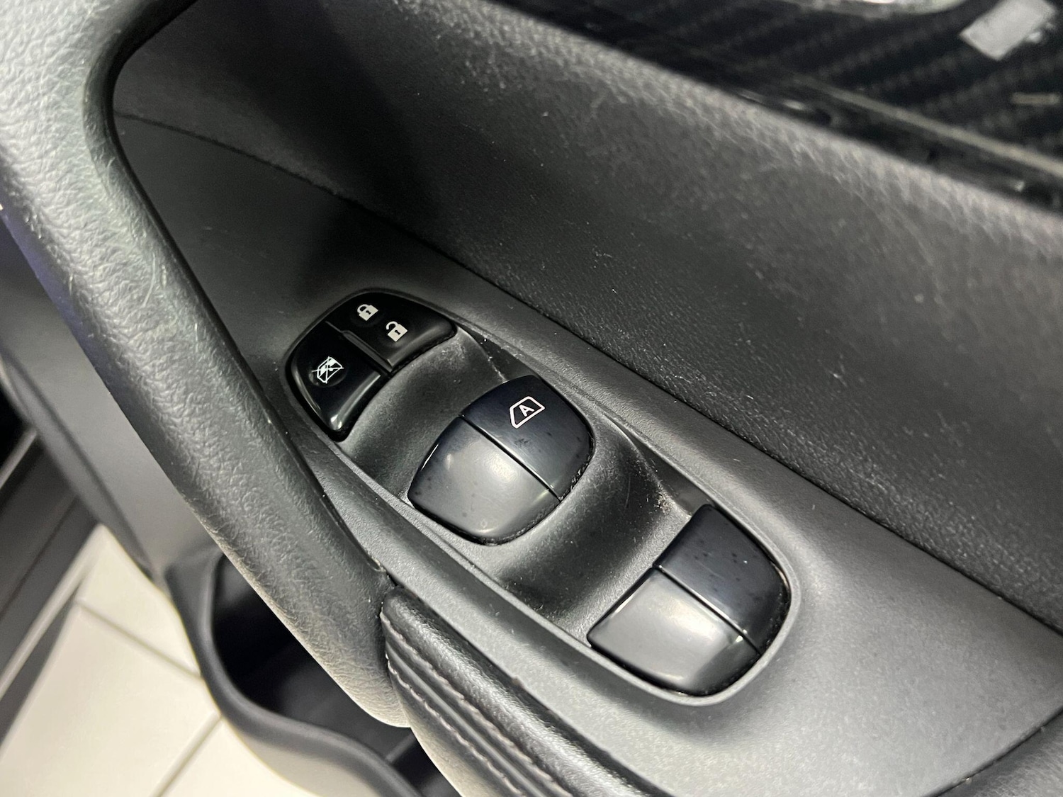 Used Nissan X-Trail 2018 for sale - 77559132: Photo 25