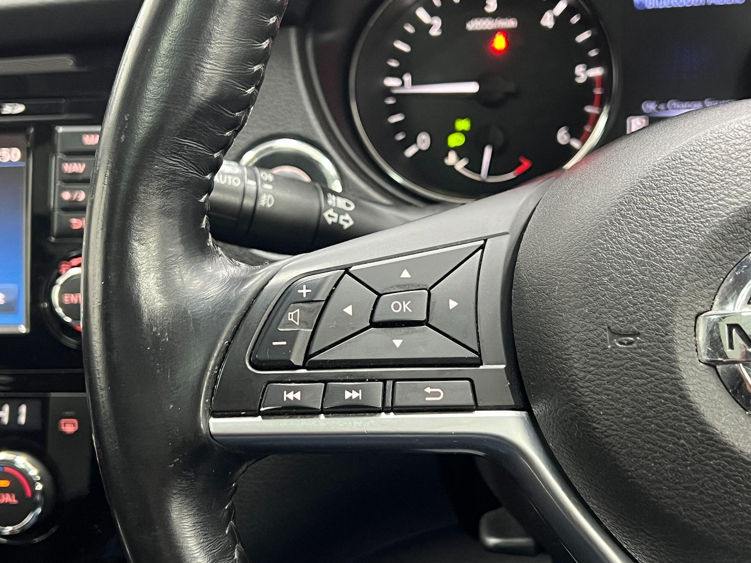 Used Nissan X-Trail 2018 for sale - 77559132: Photo 27