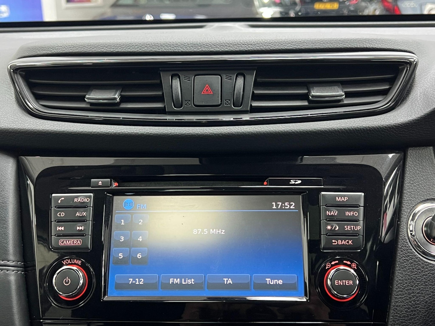 Used Nissan X-Trail 2018 for sale - 77559132: Photo 44