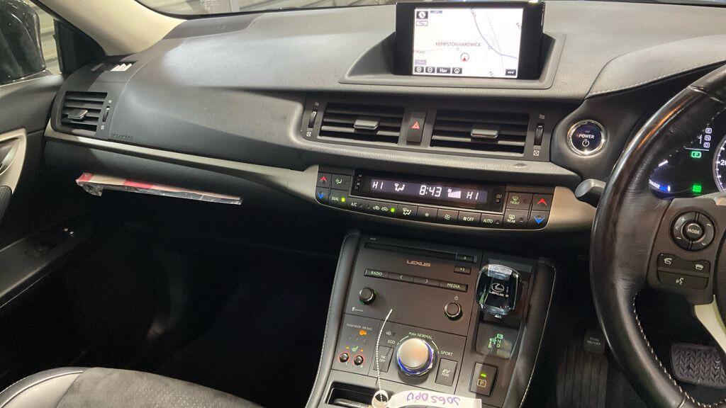 Used Lexus CT 2015 for sale - 76899023: Photo 13