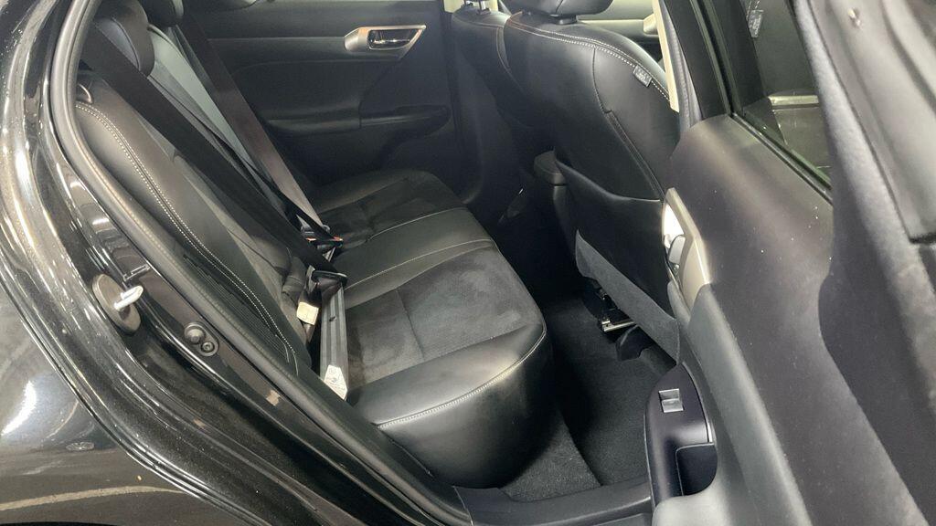 Used Lexus CT 2015 for sale - 76899023: Photo 15