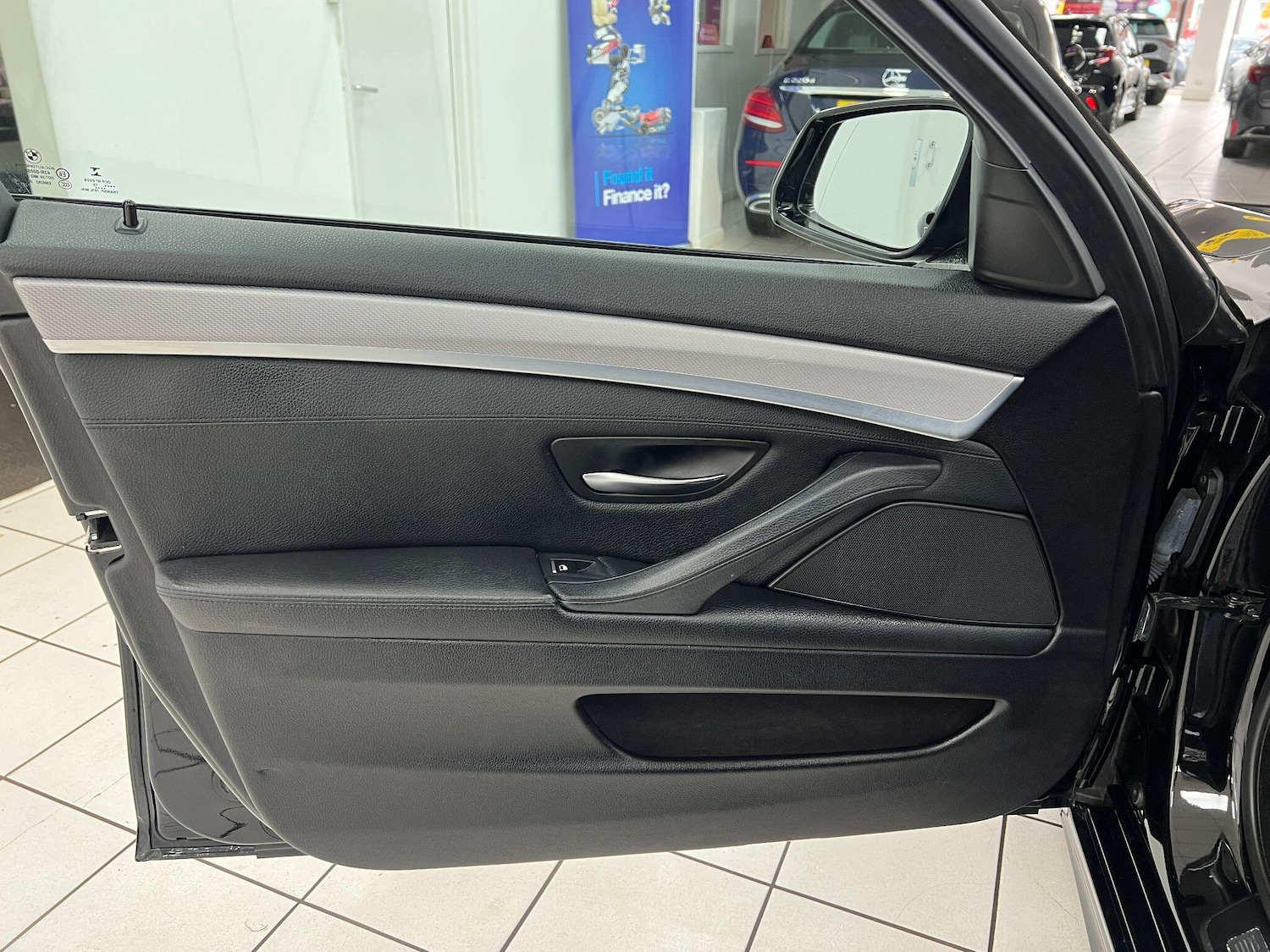 Used BMW 5 Series 2015 for sale - 77559997: Photo 28