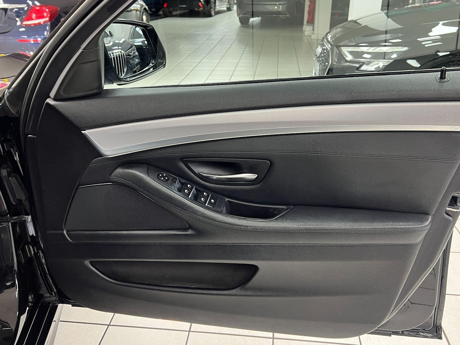 Used BMW 5 Series 2015 for sale - 77559997: Photo 32