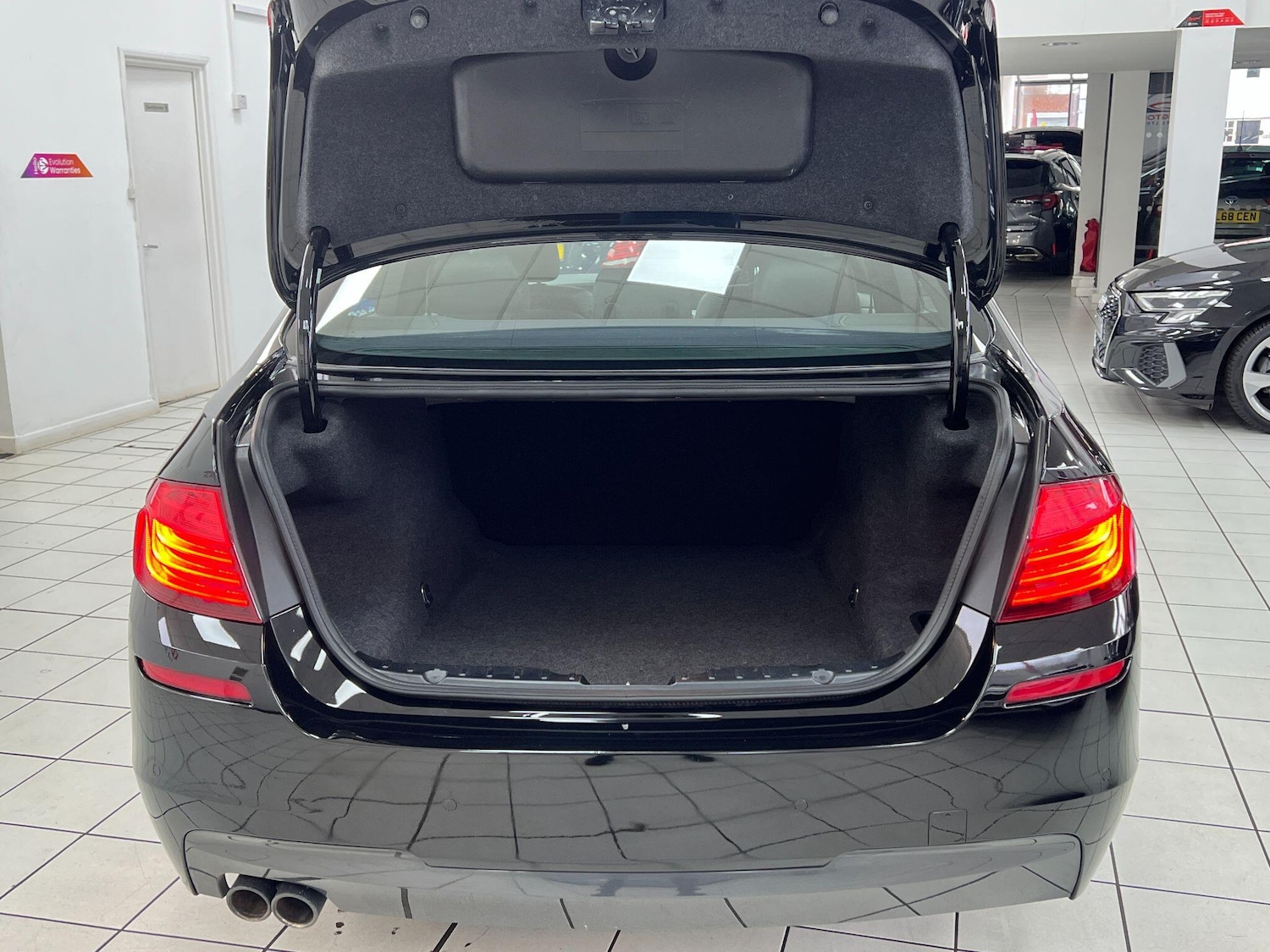 Used BMW 5 Series 2015 for sale - 77559997: Photo 60