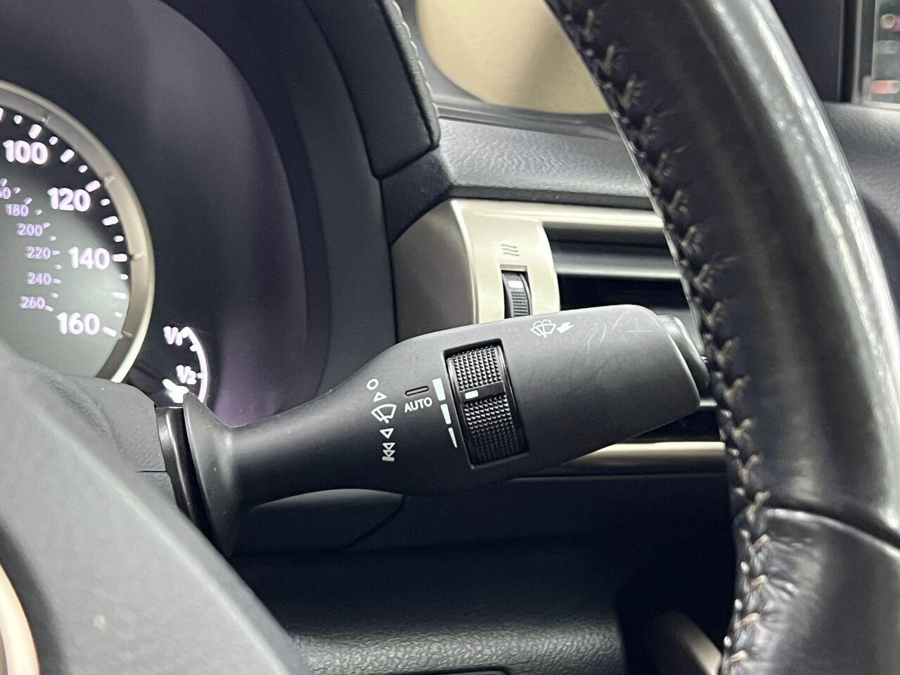 Used Lexus IS 2016 for sale - 77743883: Photo 30