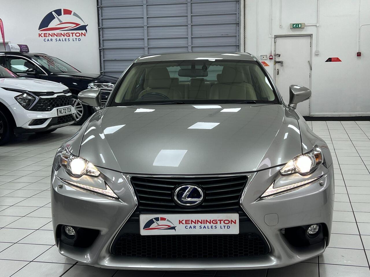 Used Lexus IS 2016 for sale - 77743883: Photo 5