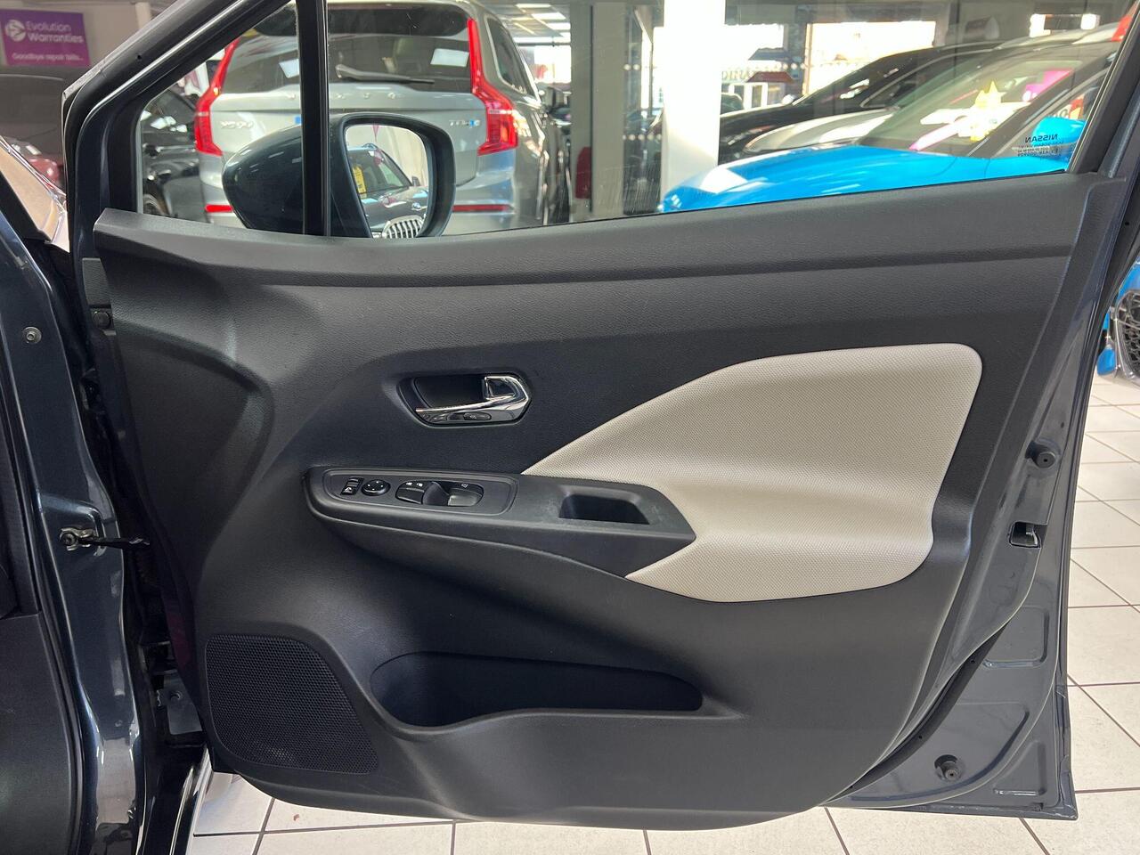 Used Nissan Micra 2017 for sale - 77743871: Photo 32