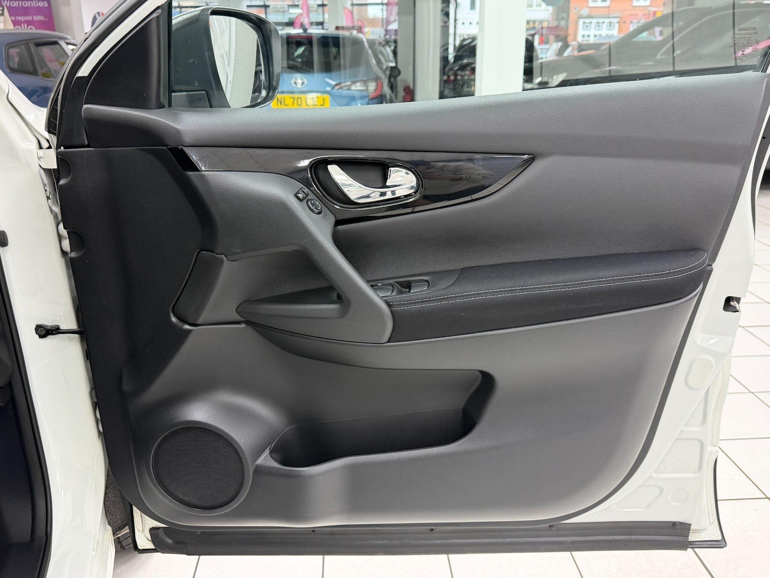 Used Nissan Qashqai 2016 for sale - 77612569: Photo 33